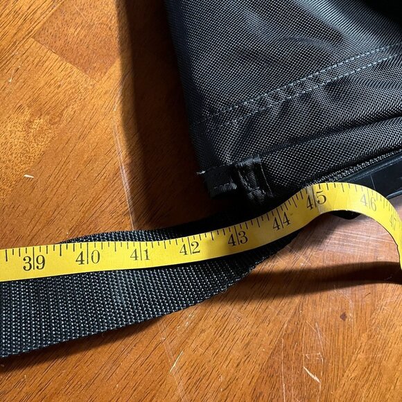 Nike ID Oregon State Messenger Bag USA Made Crossbody Gym Streetwear Commuter - Picture 16 of 16